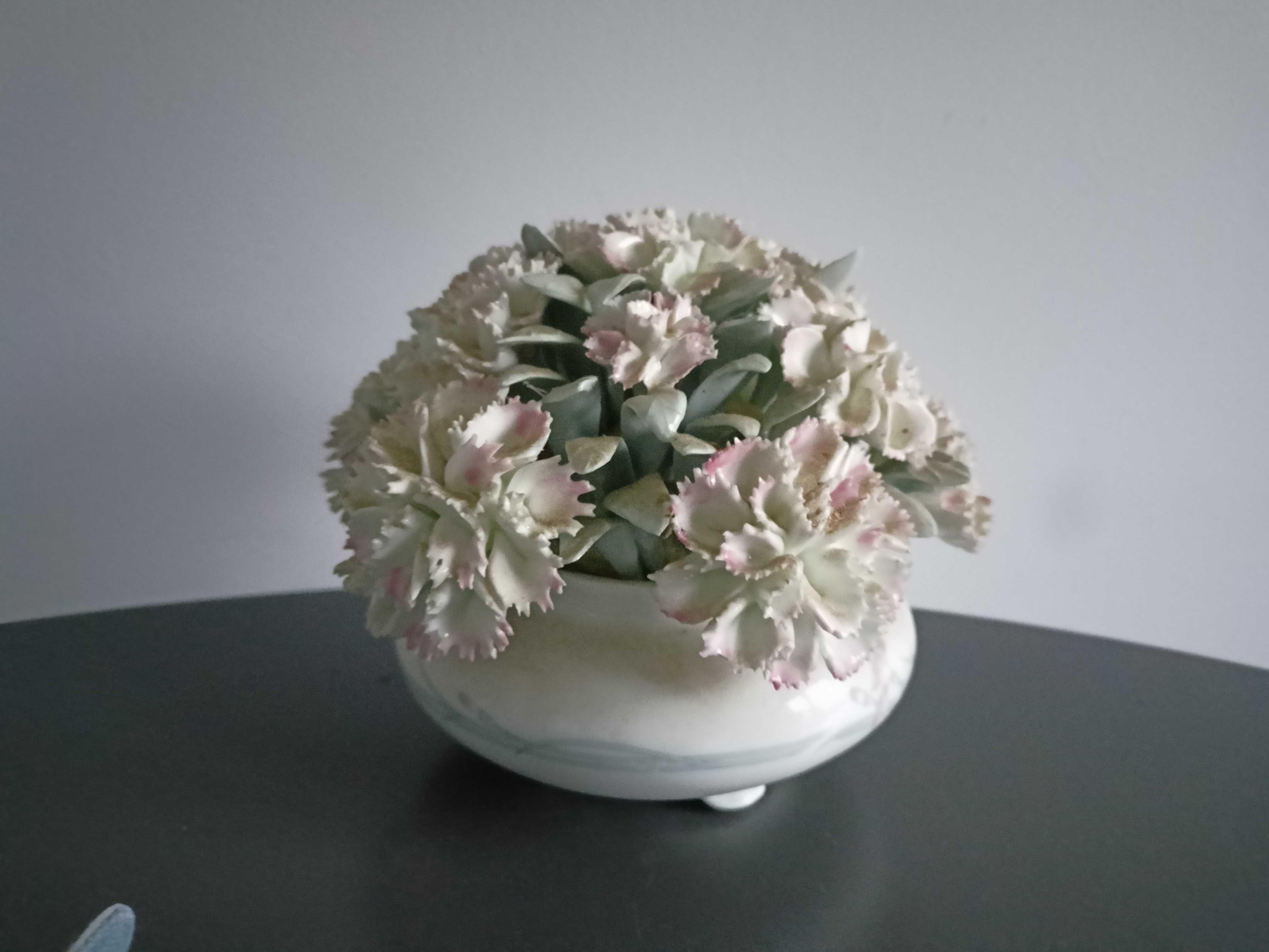 Royal Doulton carnation bukiet goździków porcelana