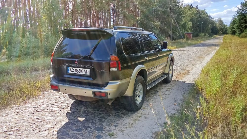 MITSUBISHI pajero sport