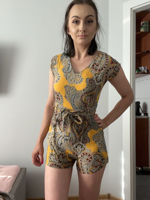 Kombinezon boho hipisowski musztardowy wzory dorothy perkins