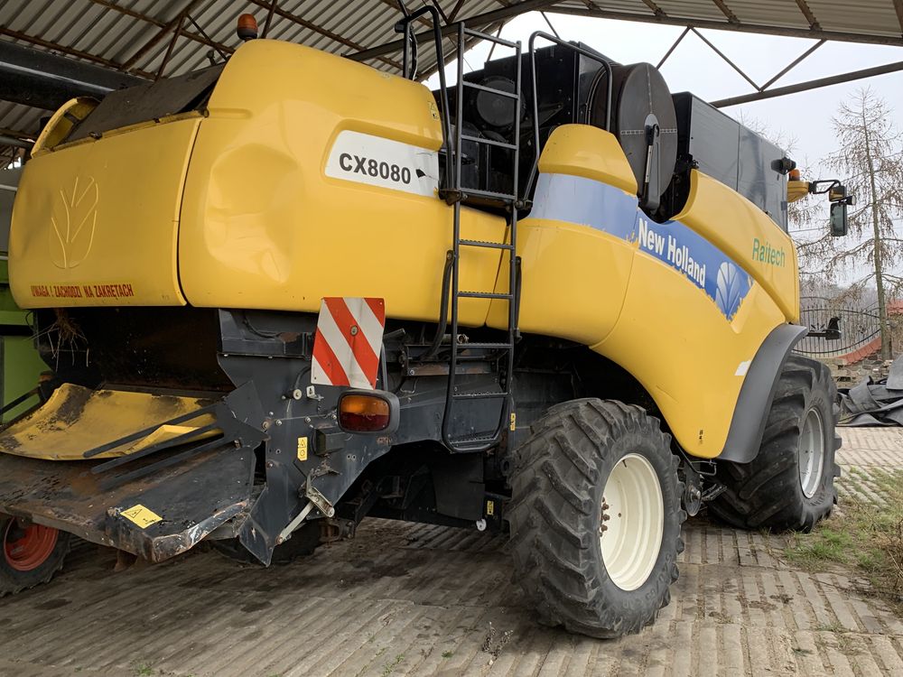Kombajn New Holland CX8080