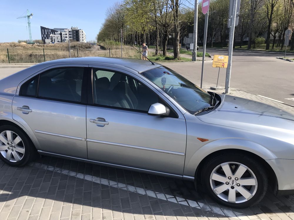 Ford Mondeo 2002 2.0 TDCi