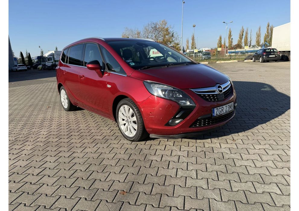 Opel Zafira Zafira Tourer 165 KM / Automat / 7 osób / ACC / Ogrzewanie postojowe