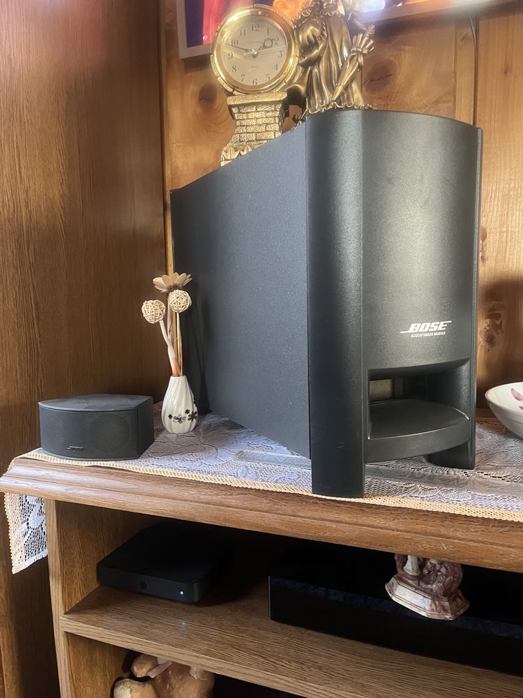 Zestaw kina domowego Bose 3.2.1