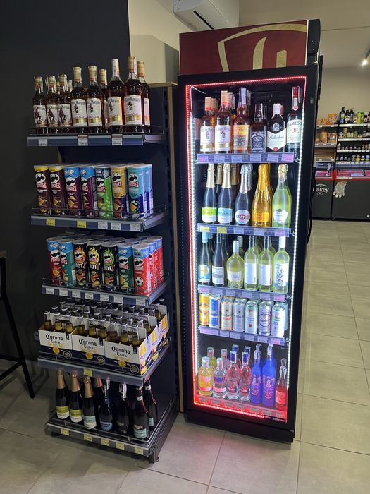 Холодильна шафа UBC S Line 350 л