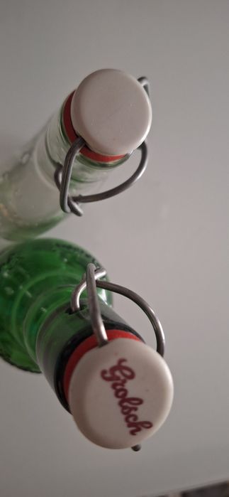 2 butelki 0,5l zielona 0,4l biała z ceramicznym kapslem