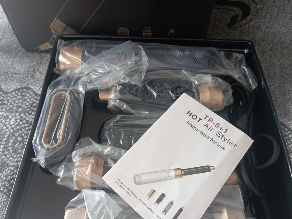 5 in 1 Hair Dryer Brush Set