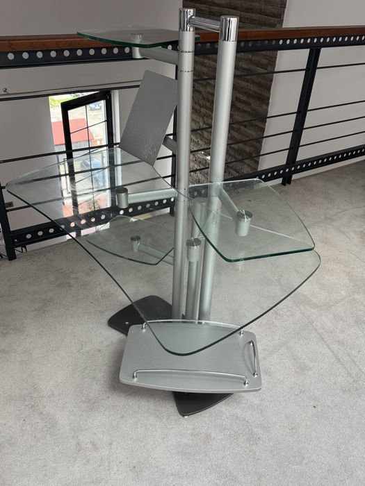 Biurko komputerowe, szklany stolik