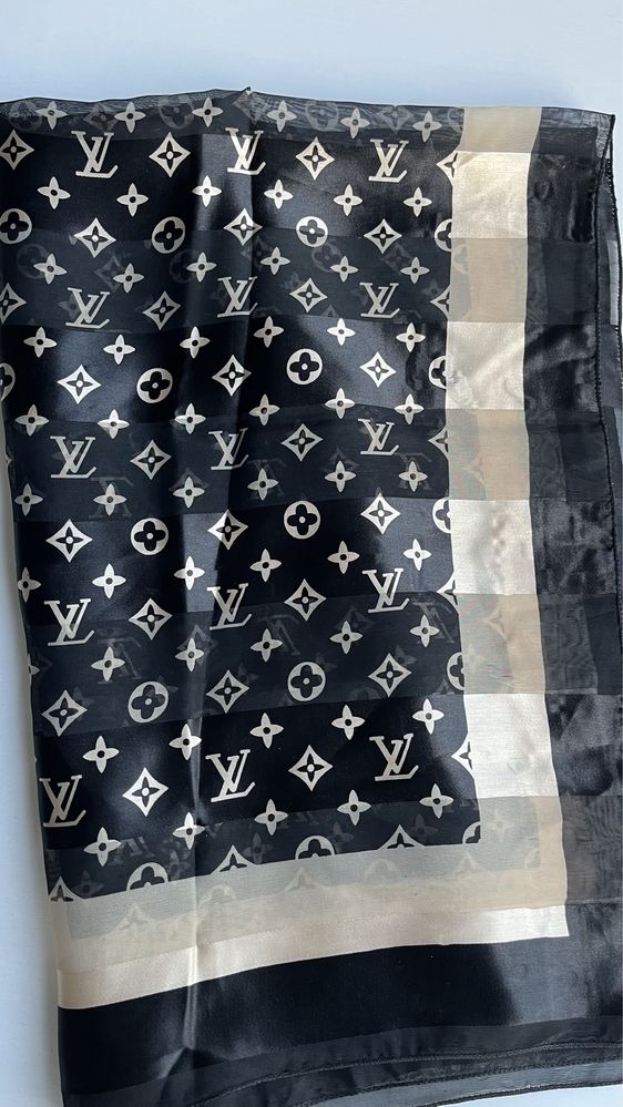 Apaszka chusta szalik Louis Vuitton 100 x 100 cm kwadratowa