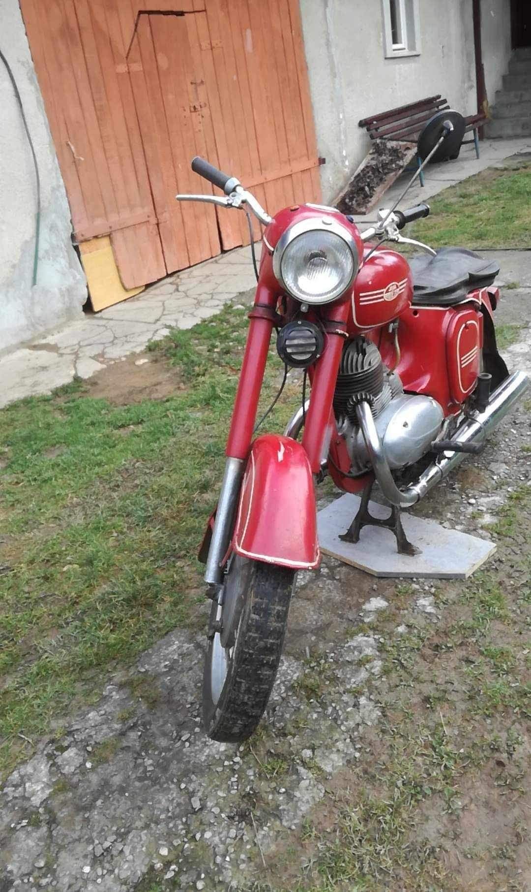 Jawa 353 w czesciach zarejestrowana i z przeglądem.