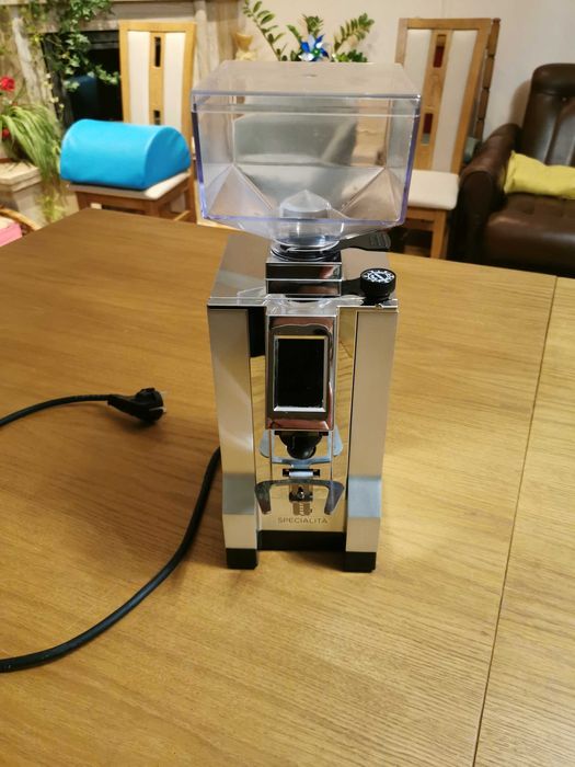 Młynek do kawy Eureka Mignon Specialita 17NX