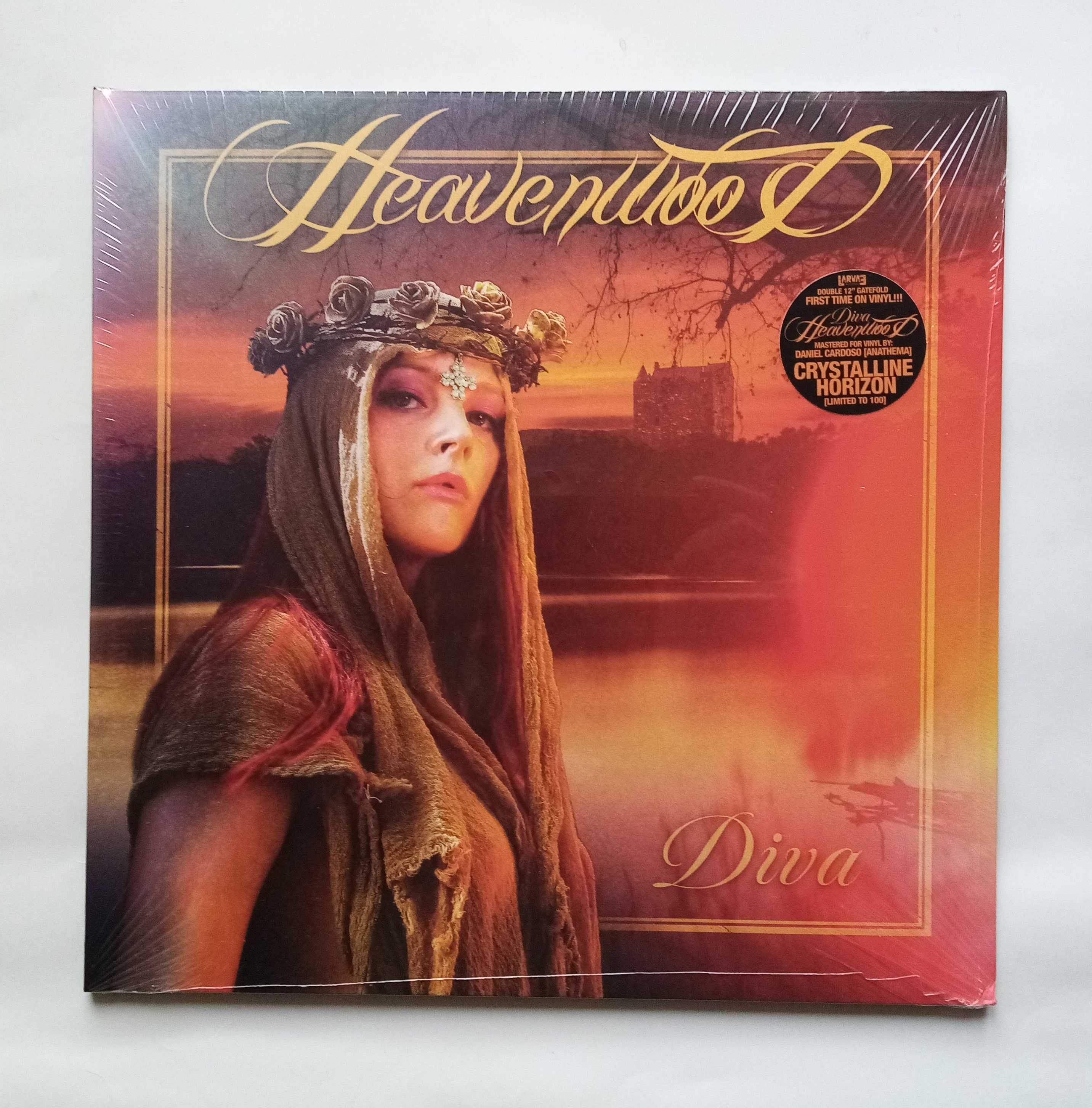 HEAVENWOOD "Diva" Crystalline Horizon Vinyl