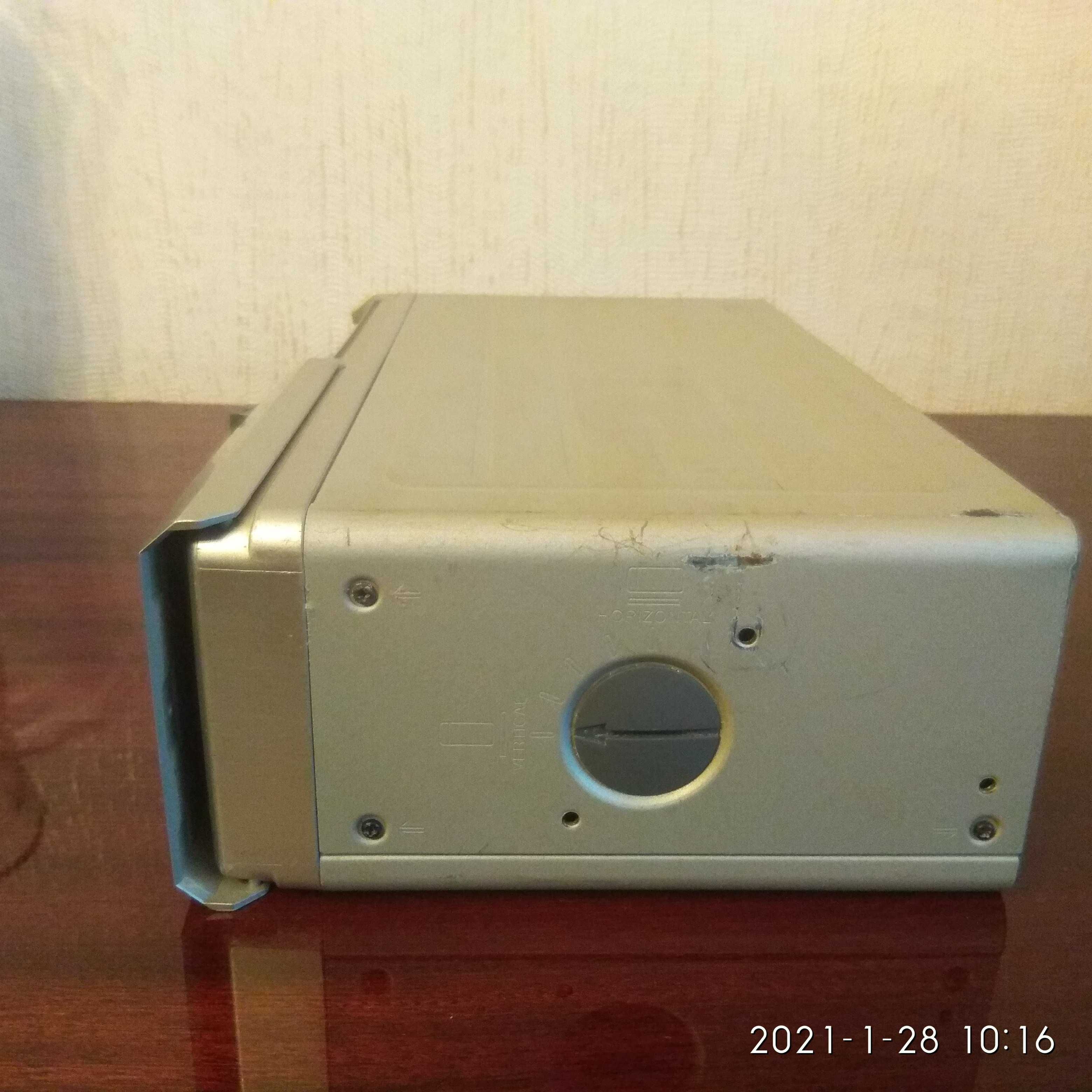 CD changer Sony CDX-51