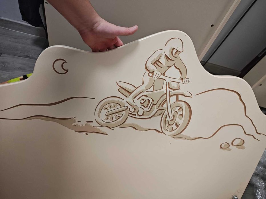 Łóżko młodzieżowe