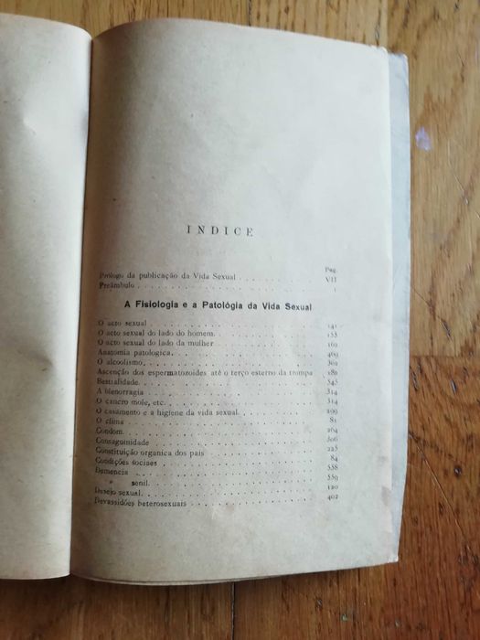 livro antigo A vida sexual (Dr Egas Moniz)