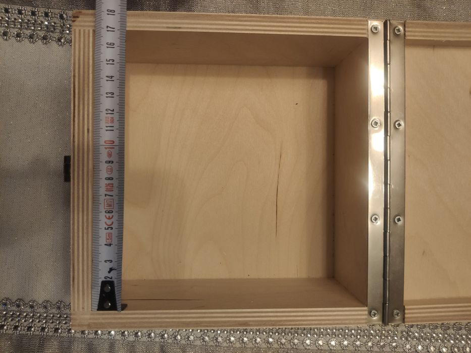 Skrzynka skrzyneczka pojemnik drewniany lakierowany decoupage