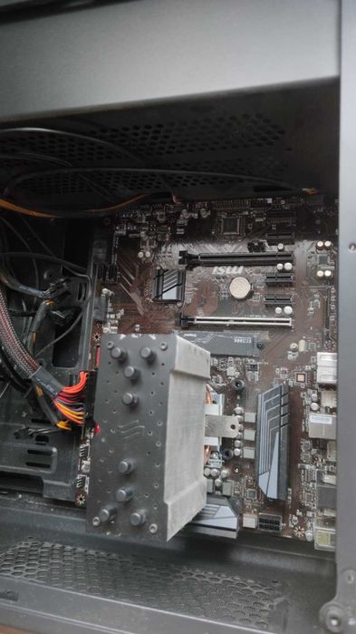 Komputer Gamingowy i5-8600K, GTX 1060 6GB, 16GB RAM, SSD NVMe 1TB +