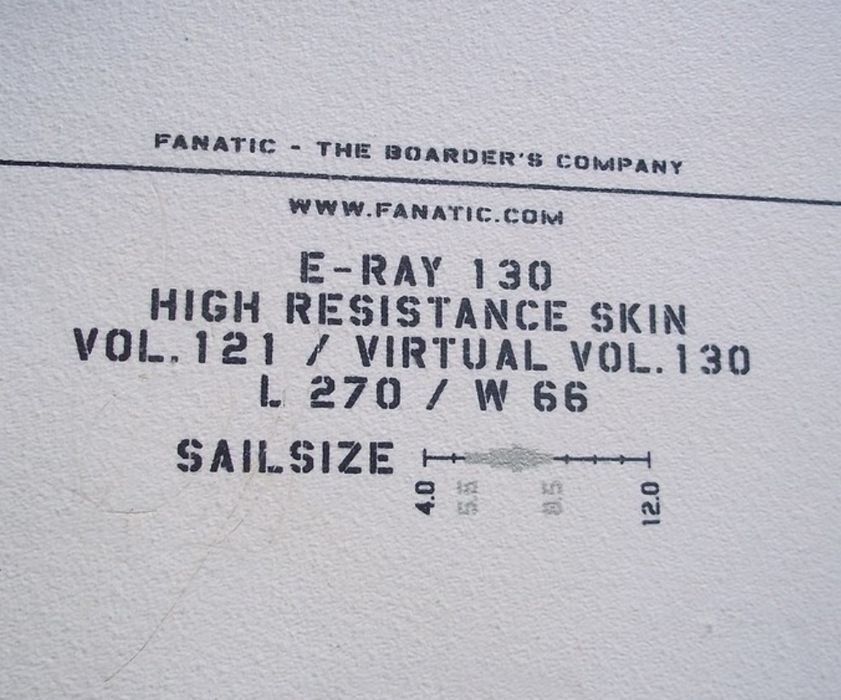 Prancha windsurf Fanatic e-ray 130