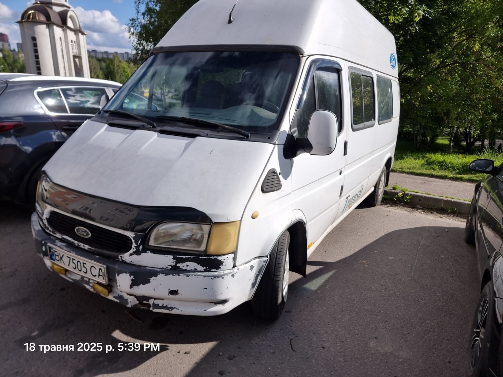 Продам авто в задовільному стані.