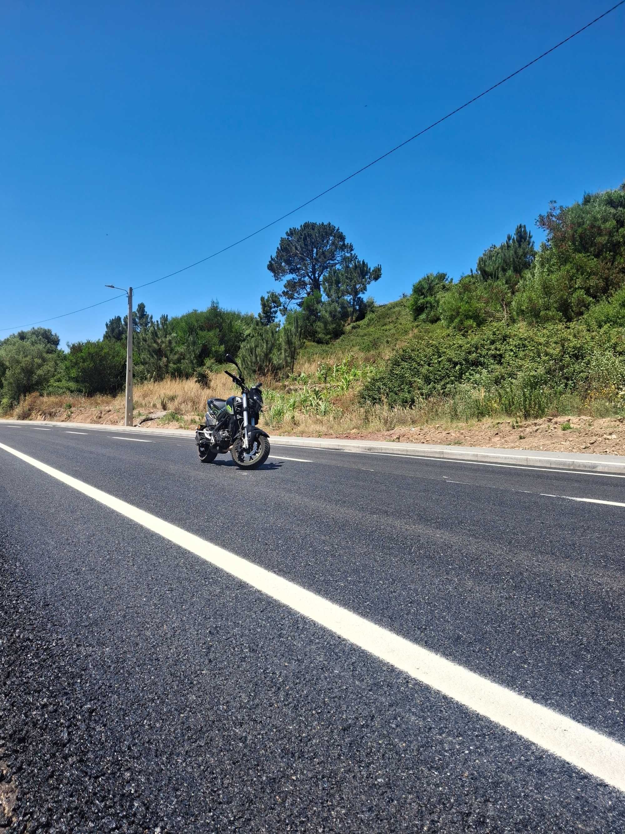Benelli tnt 125 (nao aceito trocas)