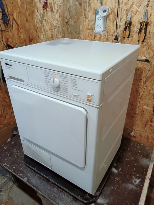 Сушильна машина Miele, сушильная машина, сушилка
