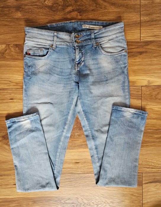 Jeansy BIG STAR W 30 L 34 jasne