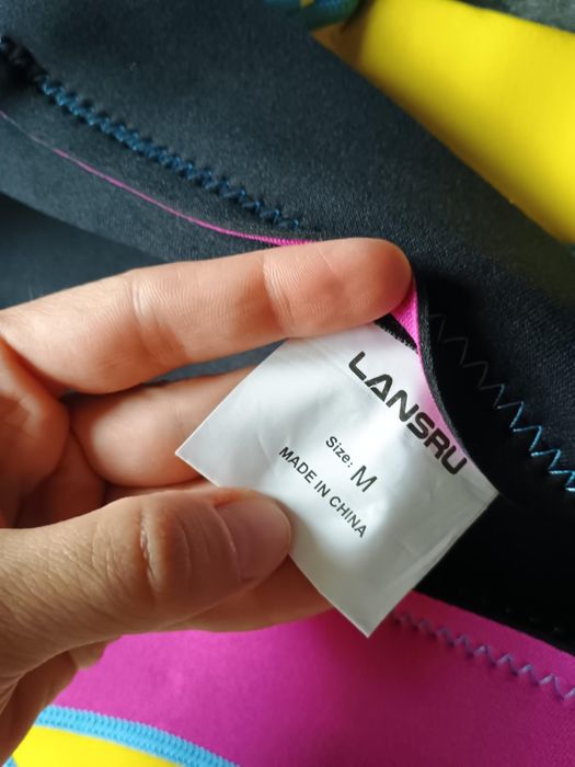 Kombinezon neoprenowy pełny pianka 4 - 6 lat