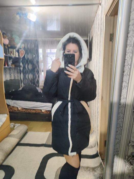 Плащ , пуховик зимнее