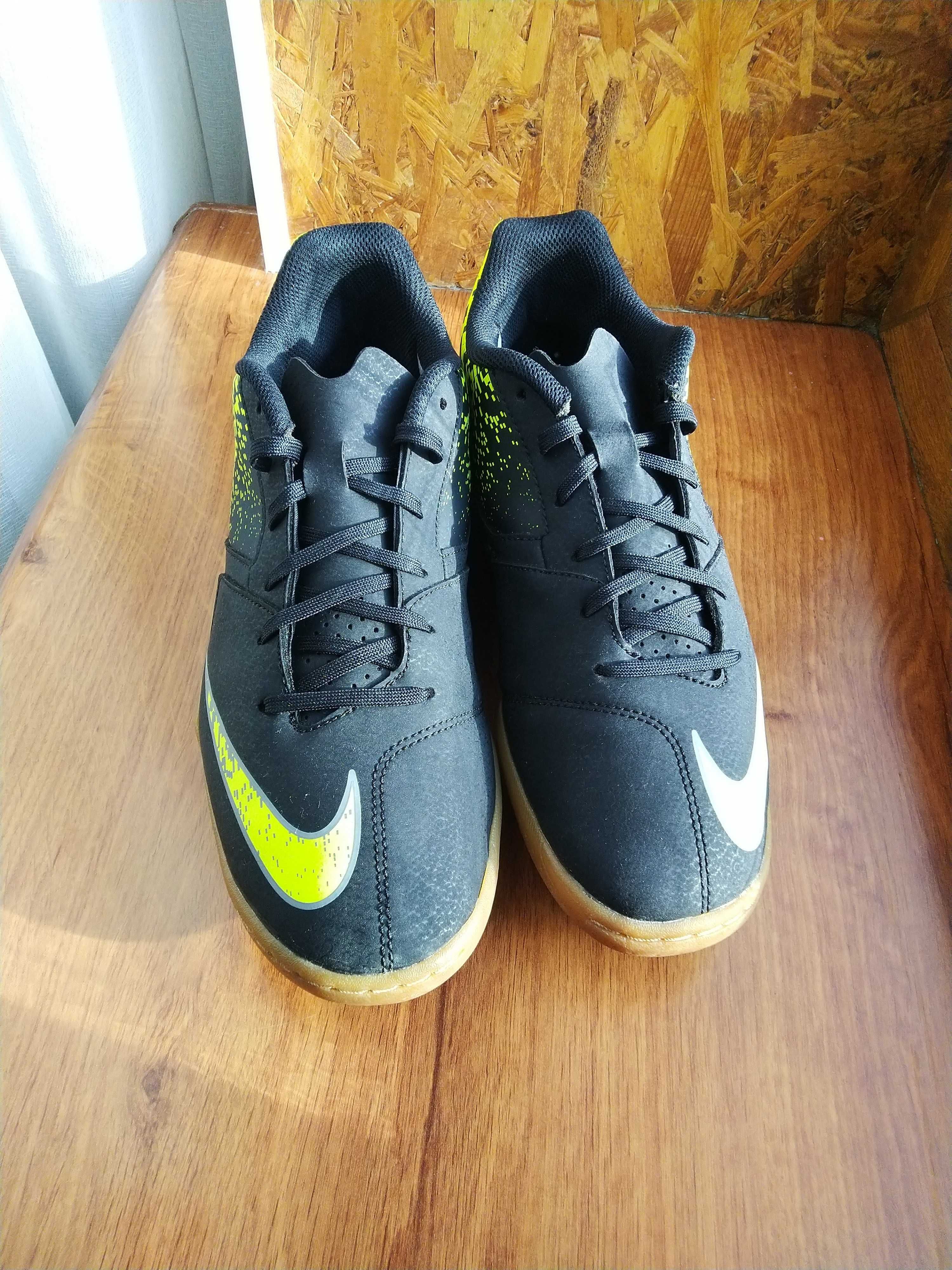 Футзалки 42 Nike BombaX. Original. копи кроссовки