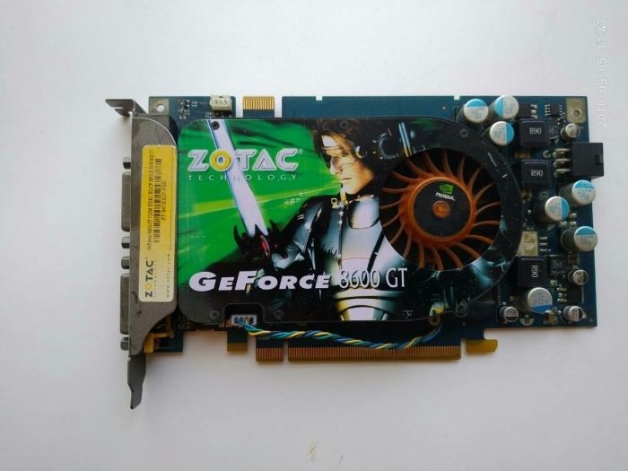 Продам видеокарту Geforce 8600 GT 512 M DDR3