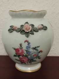Красивая немецкая ваза с лепкой Gerold Porzellan.Bavaria. Высота-15см