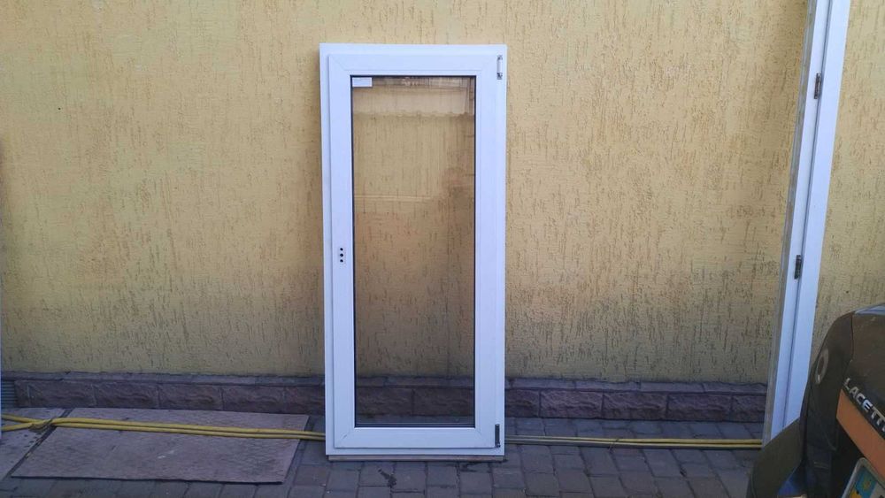 Вікно пластикове вживане 675х1525 Окно пластиковое б/у