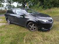 Sprzedam samochód Toyota Avensis 2012 FVat23% OC+AC Hak 155tys