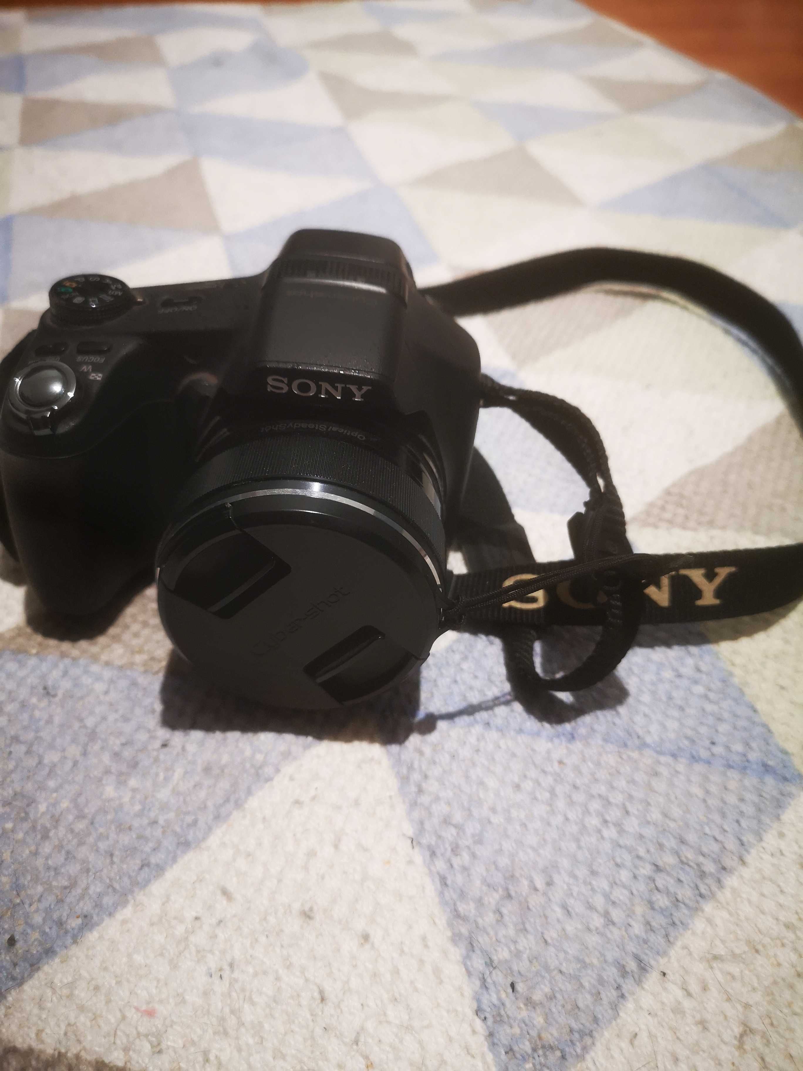 Camera Sony Cyber-shot DSC-HX100V Bridge 16 - Preto