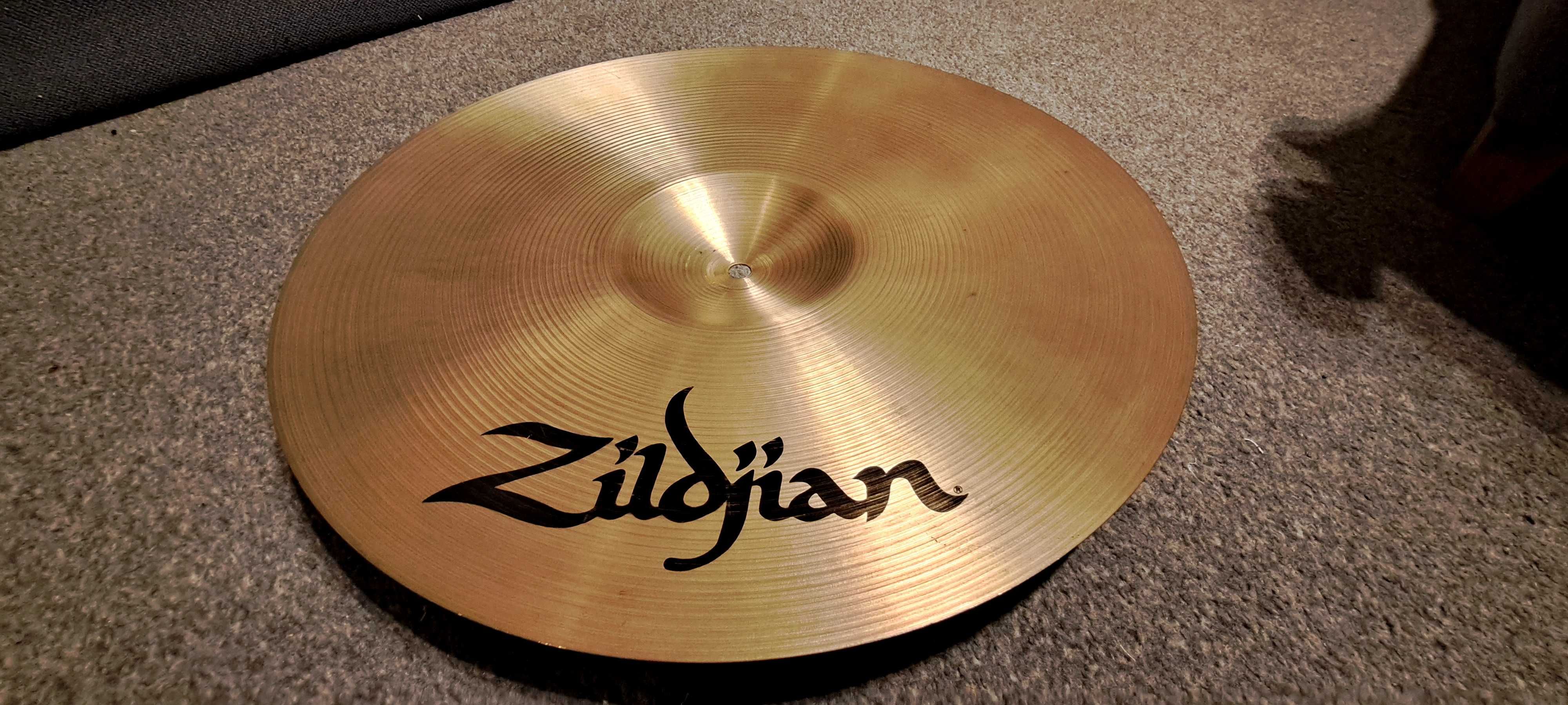 Zildjian Avedis Rock Crash 17". Talerz. Perkusja