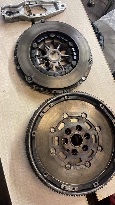 Продам маховик с корзиной