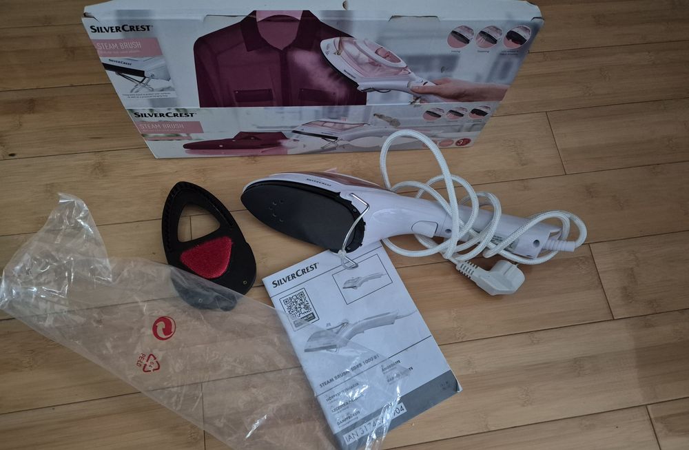 Parownica SilverCrest SDRB 1000 małe żelazko parowe do ubrań