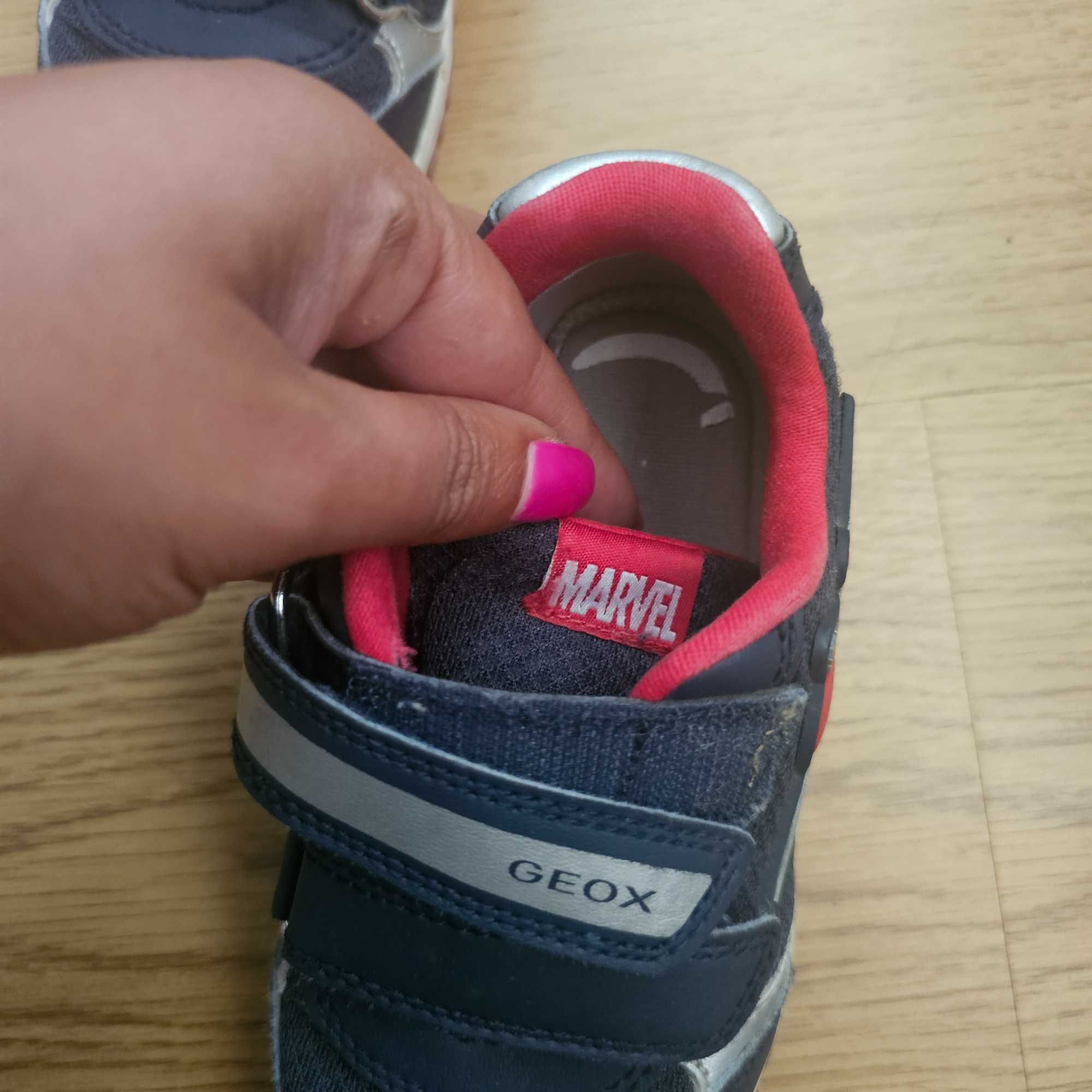 Ténis Geox Spider Man