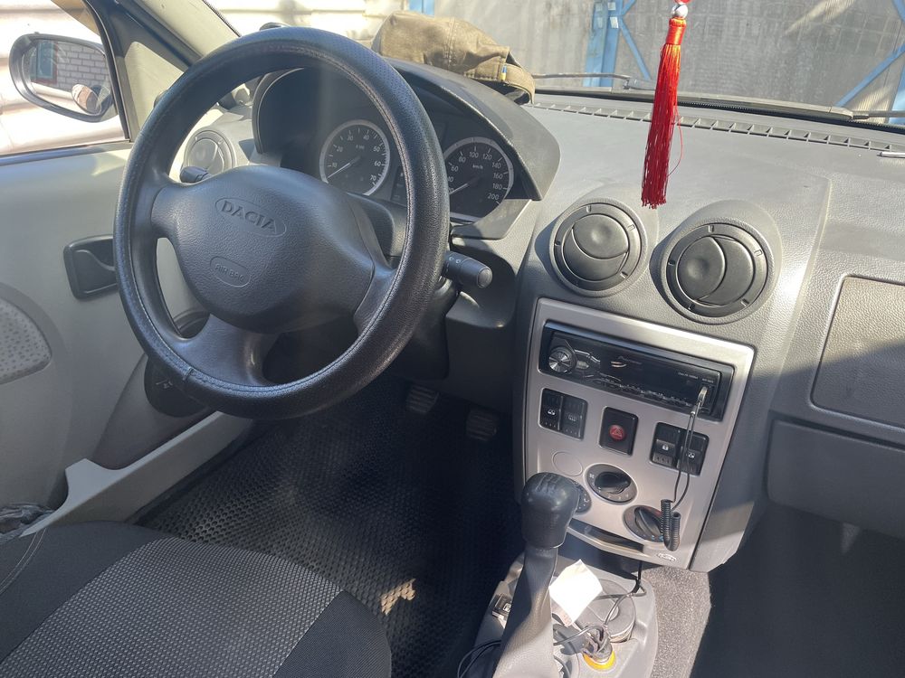 Dacia Logan 2006