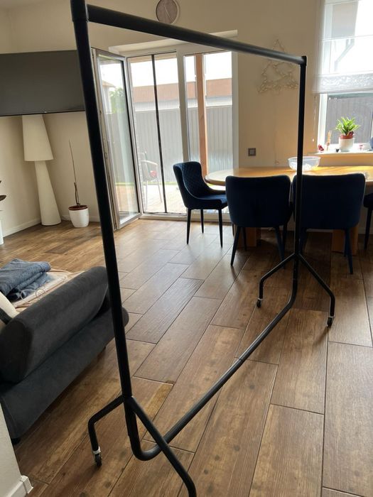 Вішак для одягу на колесах, ширина та довжина 1,50