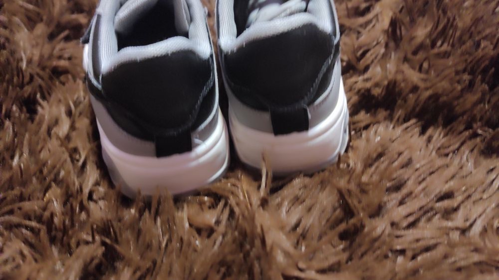 Кросівки 22.5 устілка