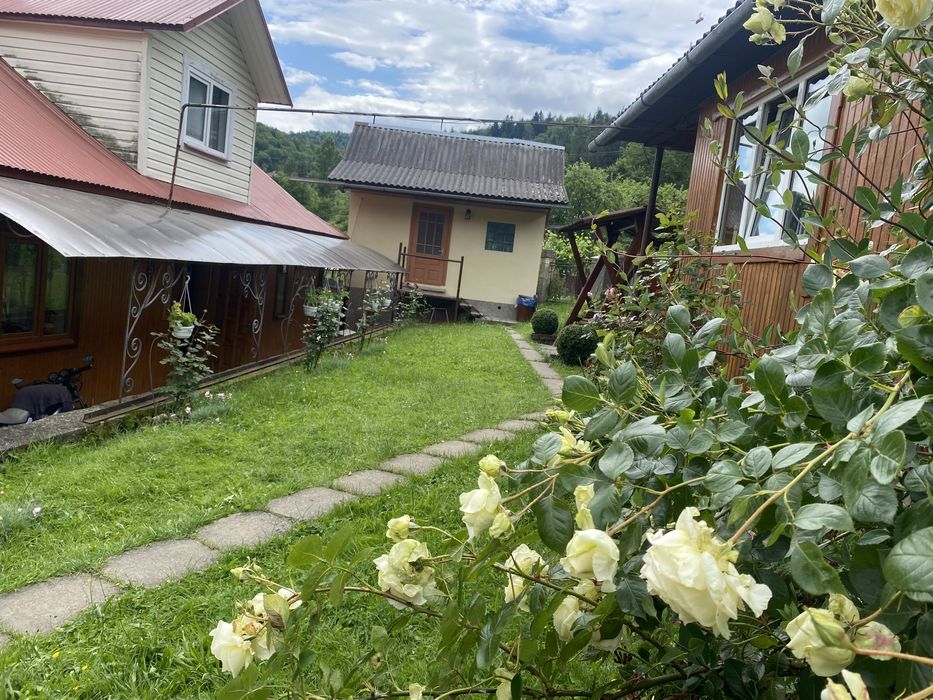 Яремче. Гостинний двір Під горою