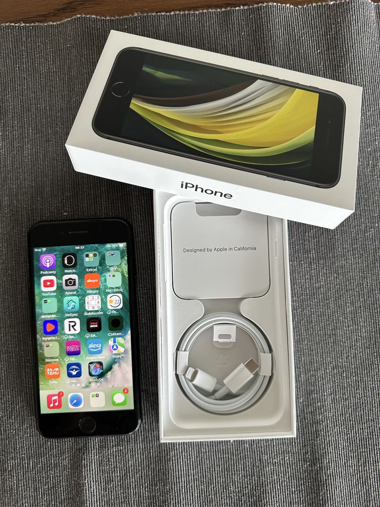 IPhone SE 2020 64GB czarny komplet