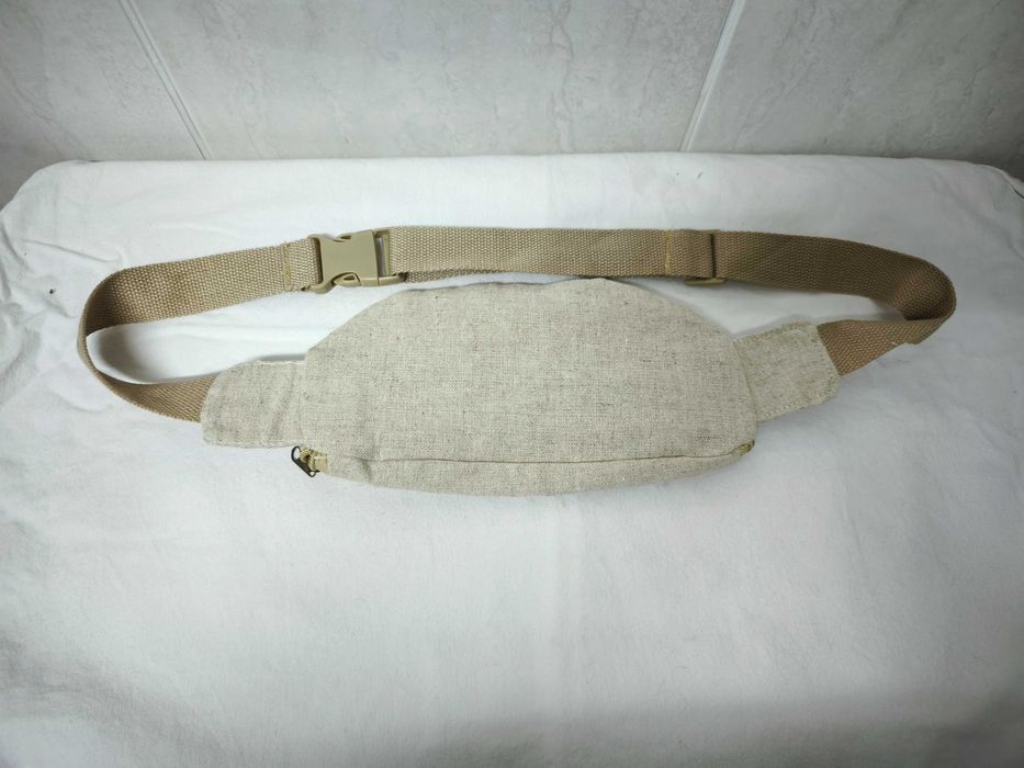 Bolsa cintura em tecido *nova*