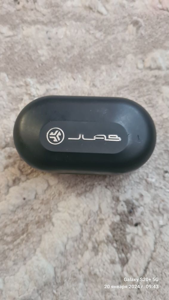 Продаю блютуз навушникиJlab Jbuds Air Anc