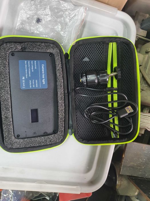 Lampa rgb prfom r100