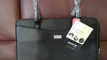 Torebka elegancka Nowa Torba damska na notebooka 15,4" DICOTA