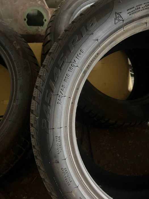 Резина Pirelli Sottozero3