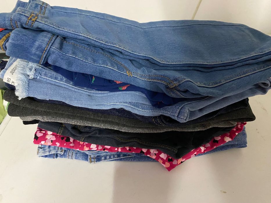 Lote 7 calças menina 5-6 anos