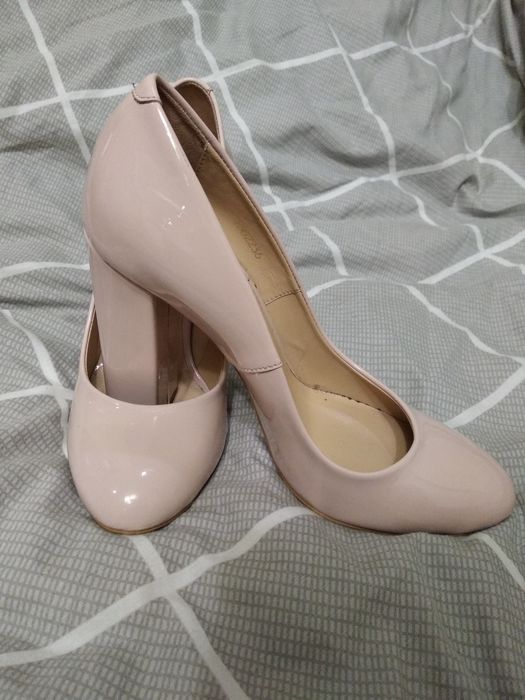 Туфлі із натуральної шкіри в ідеальному стані,36 розмір