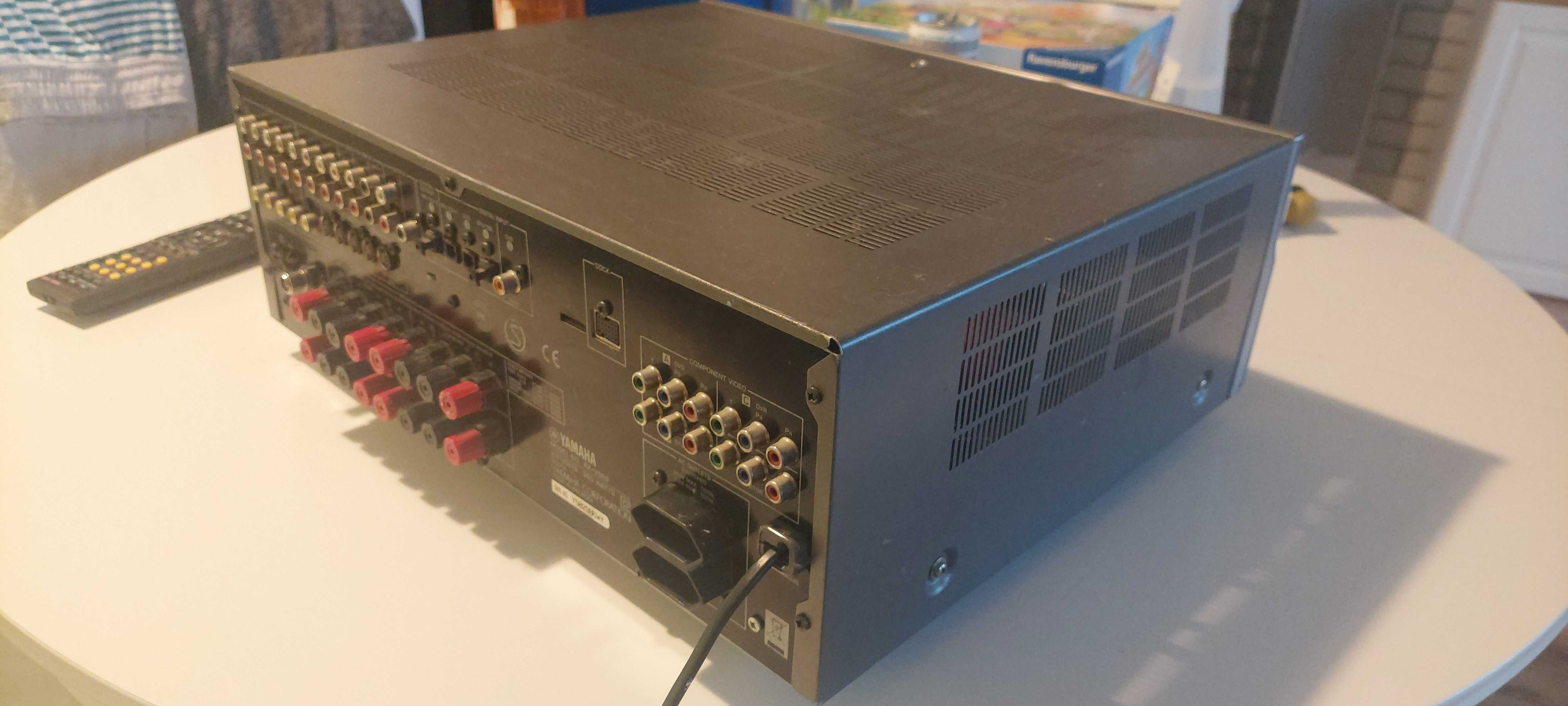 Wzmacniacz Yamaha RX-V559, wejscia optyczne, pilot